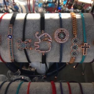 Bracelets,adjustable fits everyone’s wrist